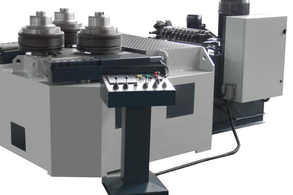 法蘭成型機的特點講解，不要錯過